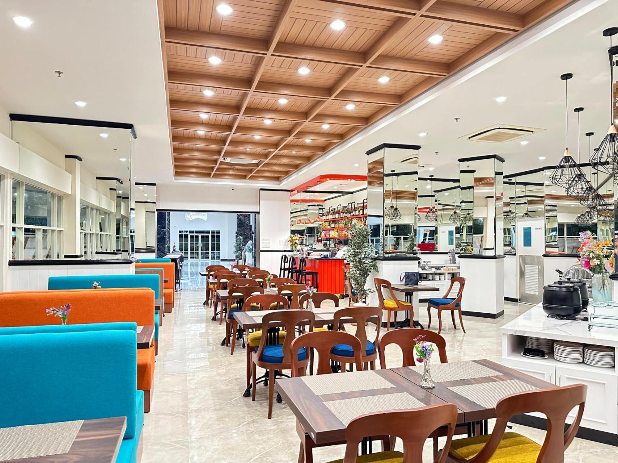 D'Primahotel Jemursari Surabaya Eksteriør billede