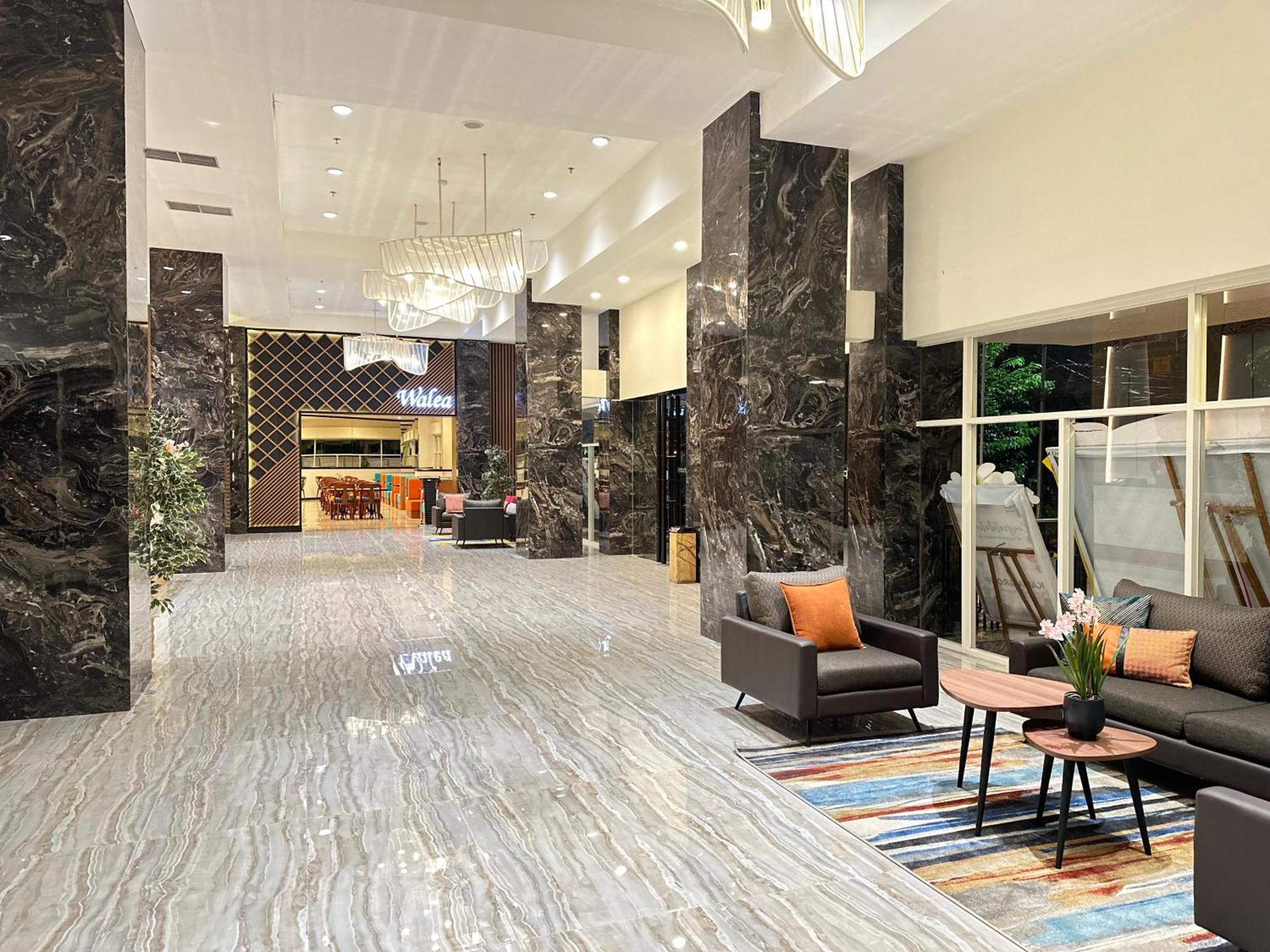 D'Primahotel Jemursari Surabaya Eksteriør billede